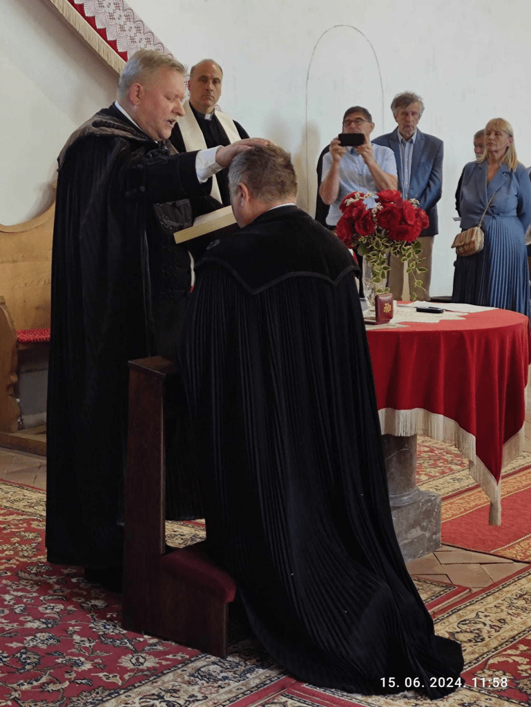 biskup Reformatske kršćanske crkve Mađara